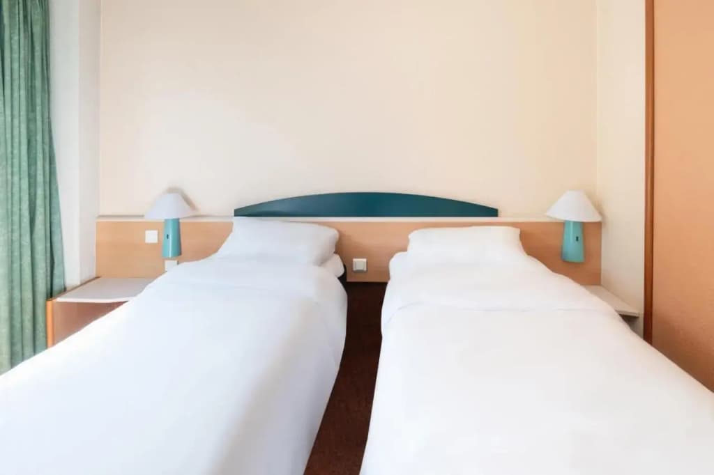 B&B HOTEL Rouen Centre Rive Gauche - Photo 4