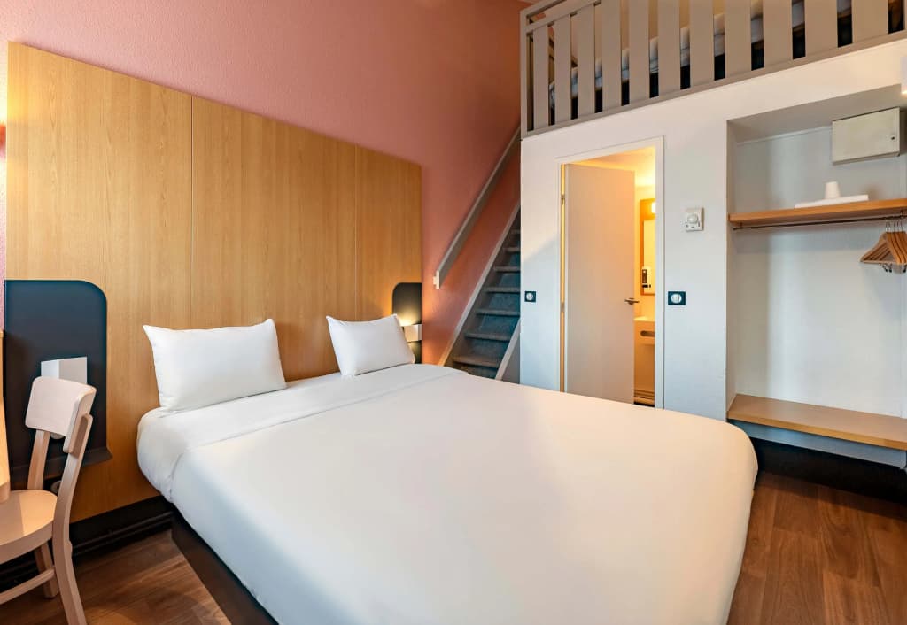B&B HOTEL Saint-Etienne La Terrasse - Photo 4