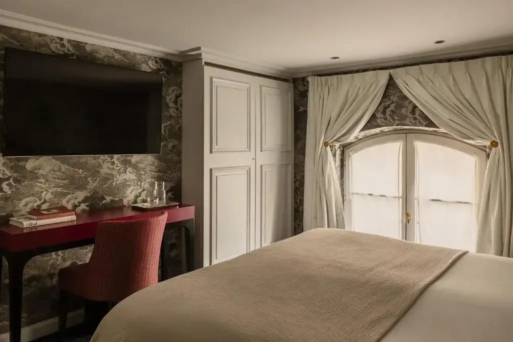 Hôtel Bourgogne & Montana - Miniature 7