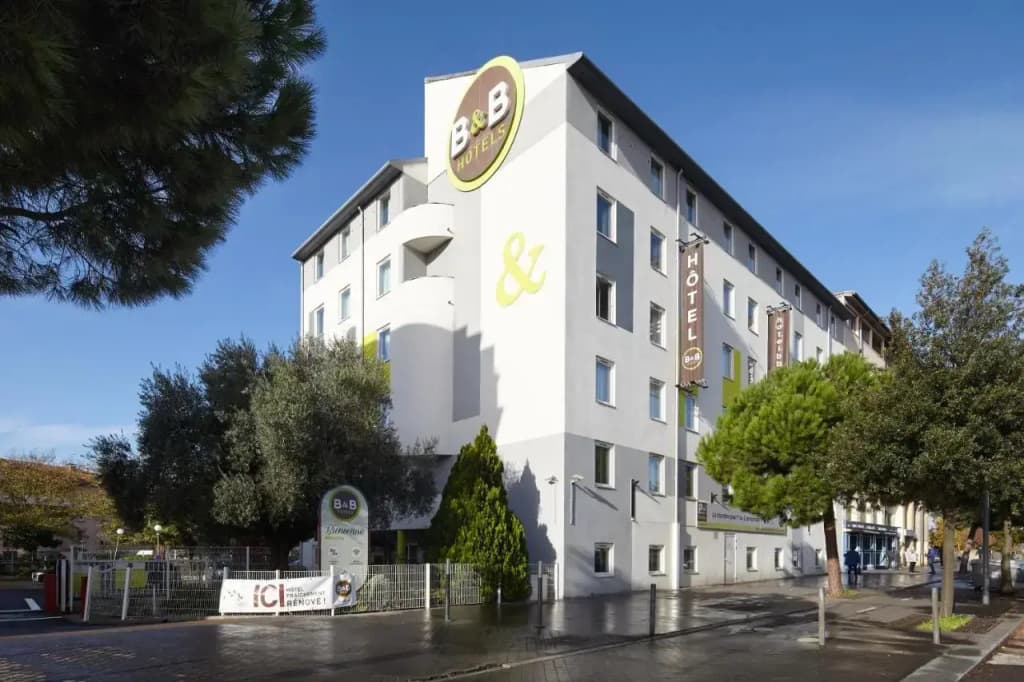 B&B HOTEL Orly Chevilly-Larue - Photo 1