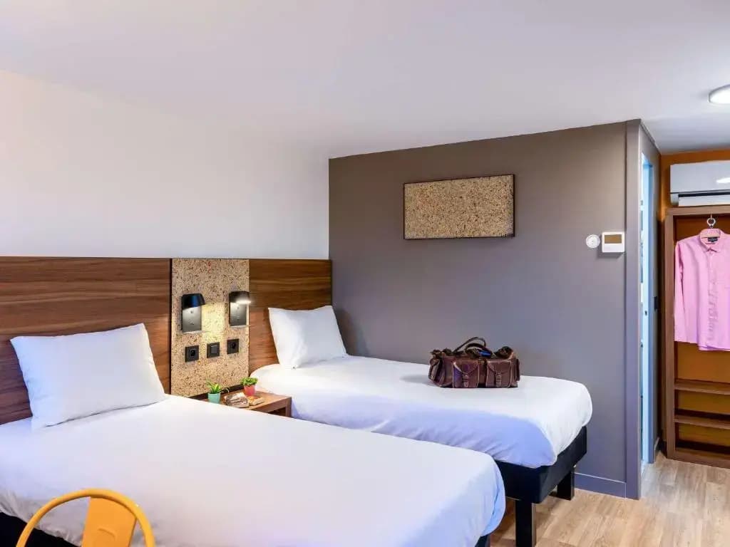 greet Hotel Chatellerault - Photo 3