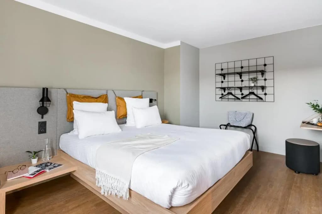 Moxy Annecy - Photo 1
