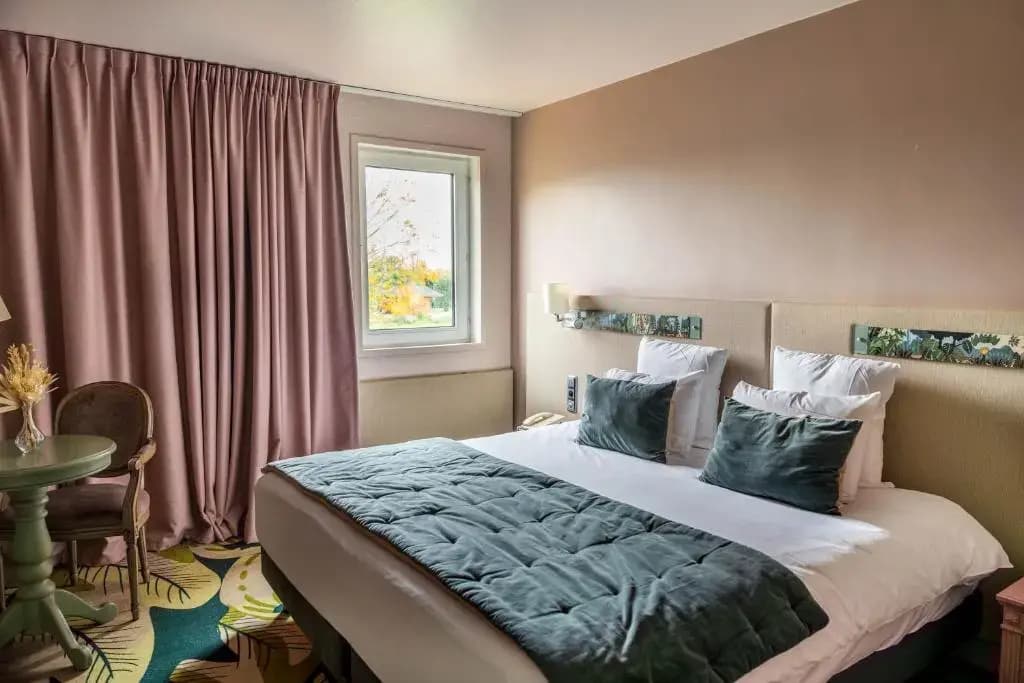 Demeures de campagne Parc du Coudray – Mercure - Photo 2