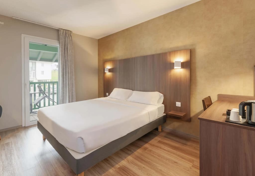B&B HOTEL Saint-Jean de Luz - Miniature 8
