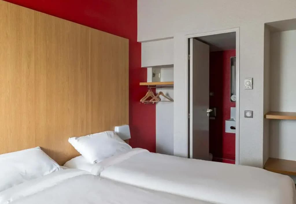 B&B HOTEL Auxerre Bourgogne - Photo 4