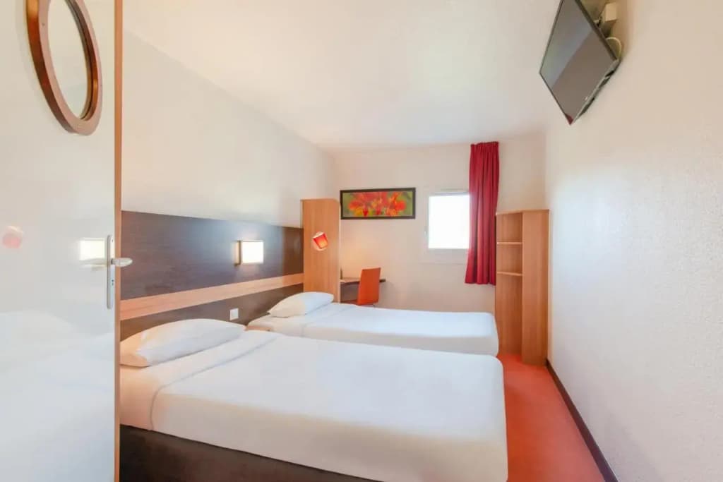 B&B HOTEL Cholet Nord - Miniature 6