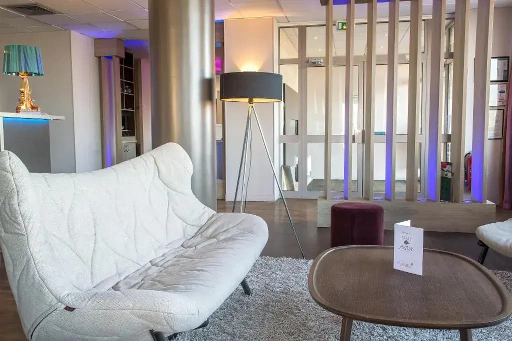Hotel Saint Aubin - Photo 4