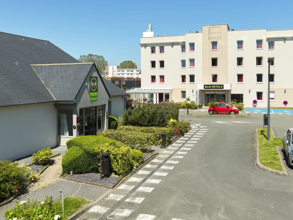 B&B HOTEL Saint-Witz Roissy - Photo 1
