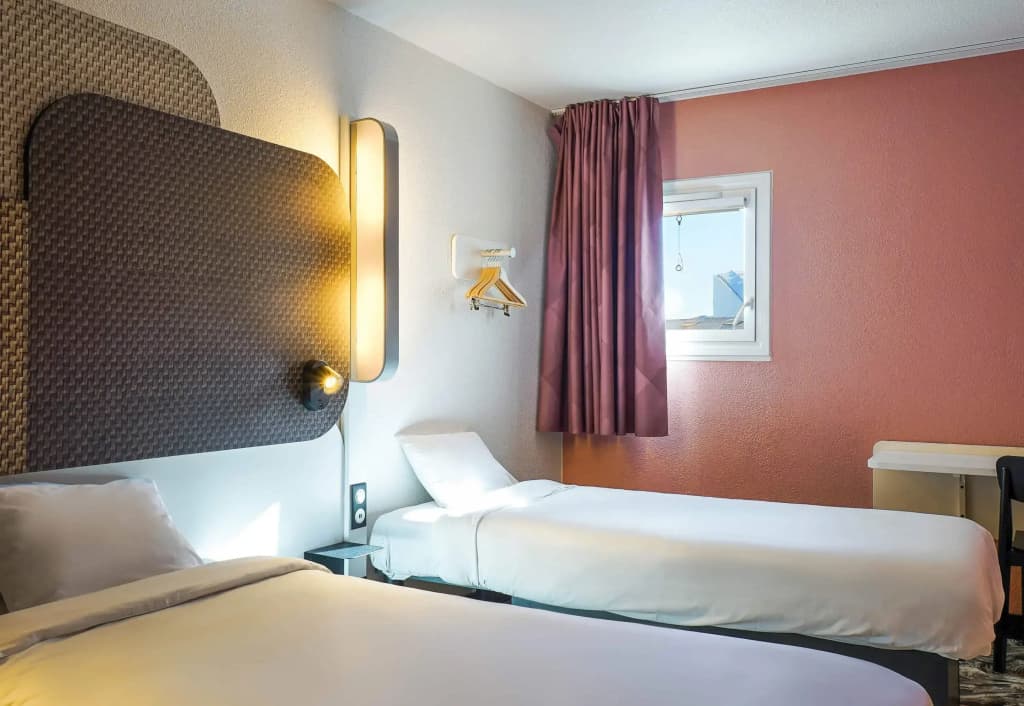 B&B HOTEL Marseille Parc Chanot - Miniature 7