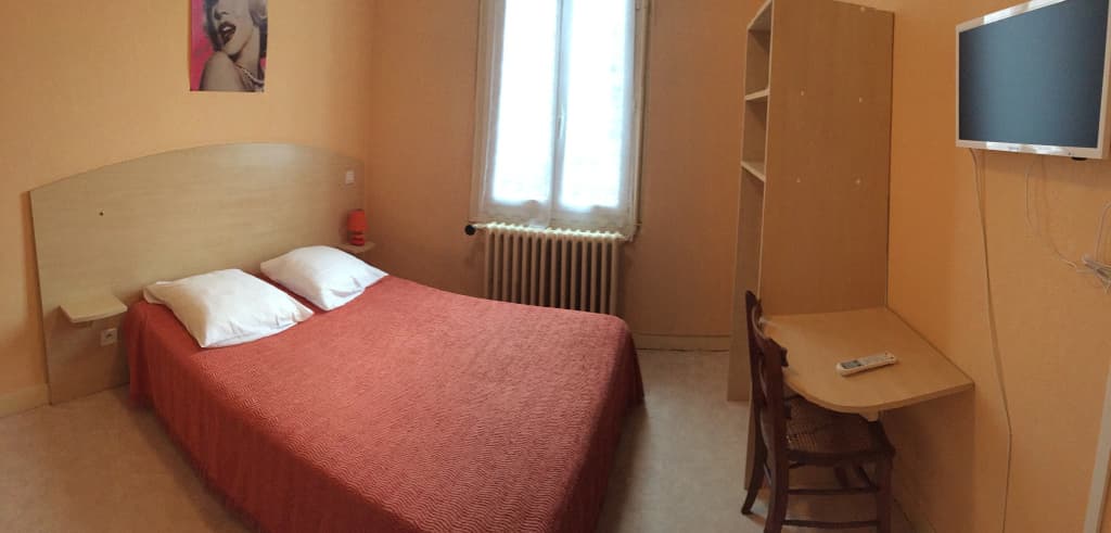 Hôtel du Commerce - Photo 2
