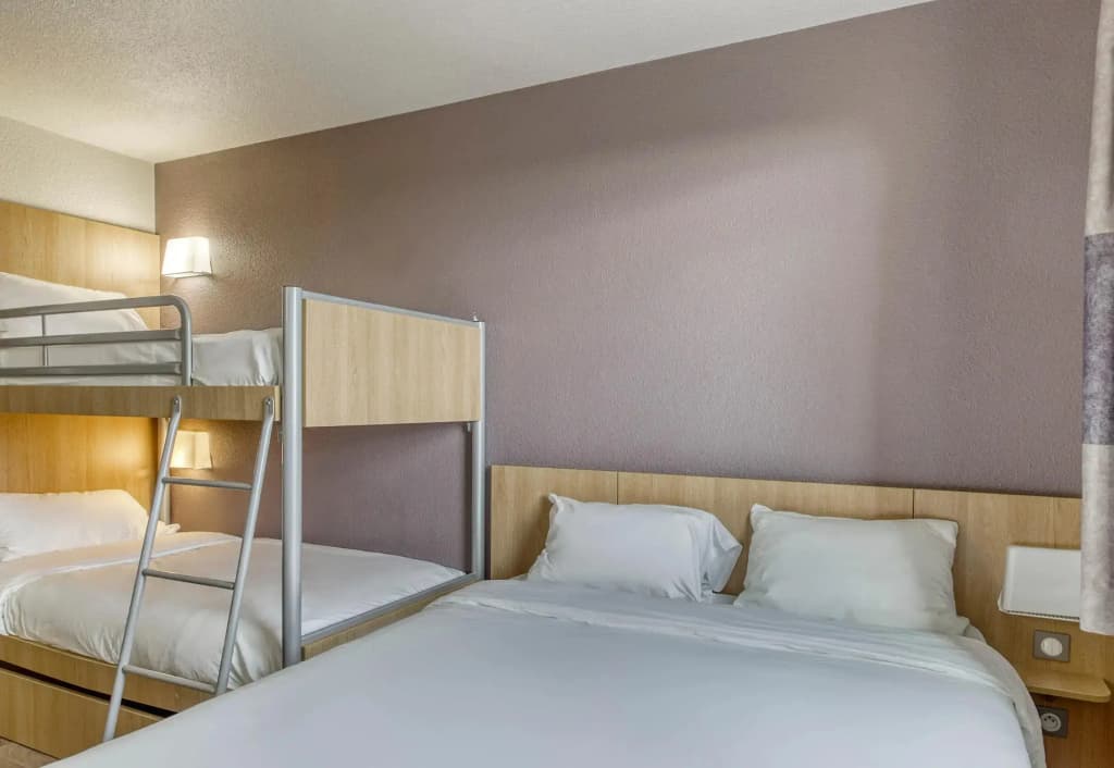 B&B Hotel Clermont Ferrand Gerzat - Miniature 8