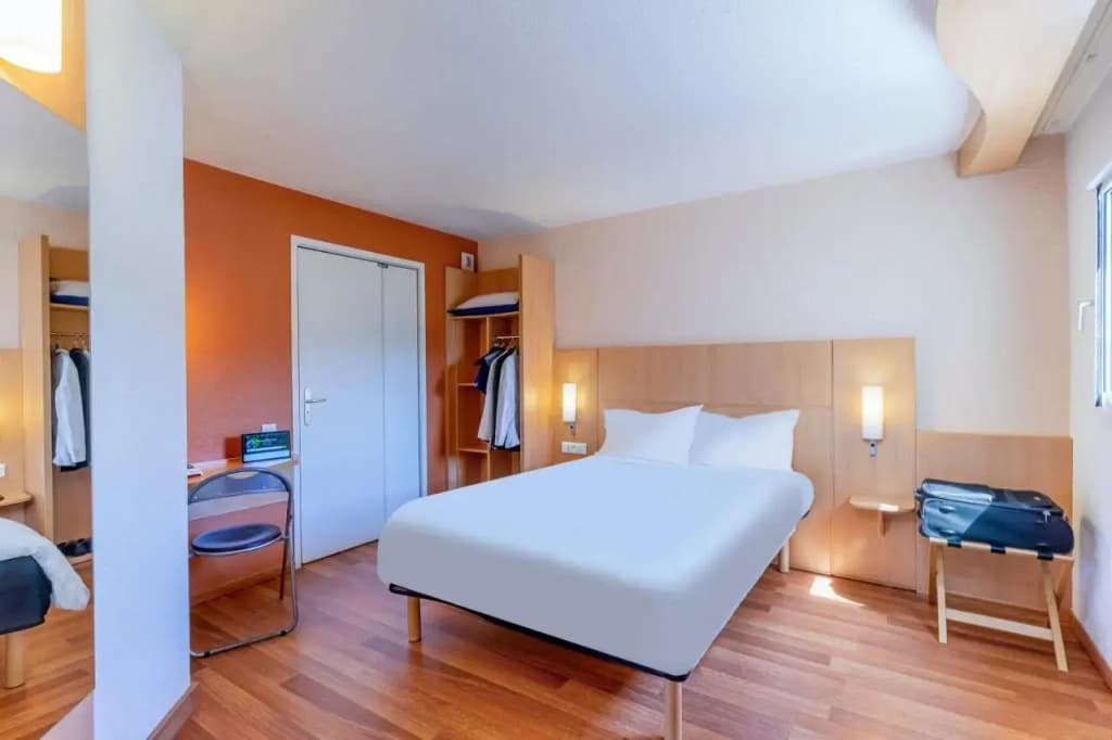 B&B HOTEL Marseille La Valentine Porte d'Aubagne - Photo 4
