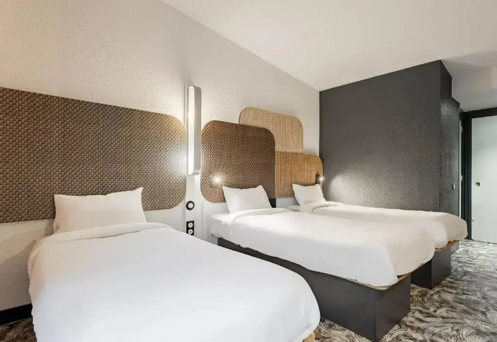 B&B HOTEL Valenciennes Sud - Photo 4