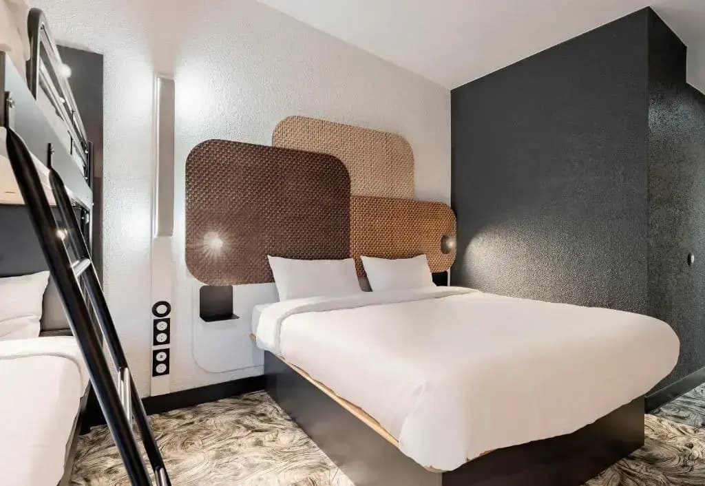 B&B HOTEL Valenciennes Sud - Miniature 8