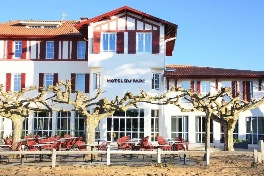 Hôtel du Parc - Photo 1