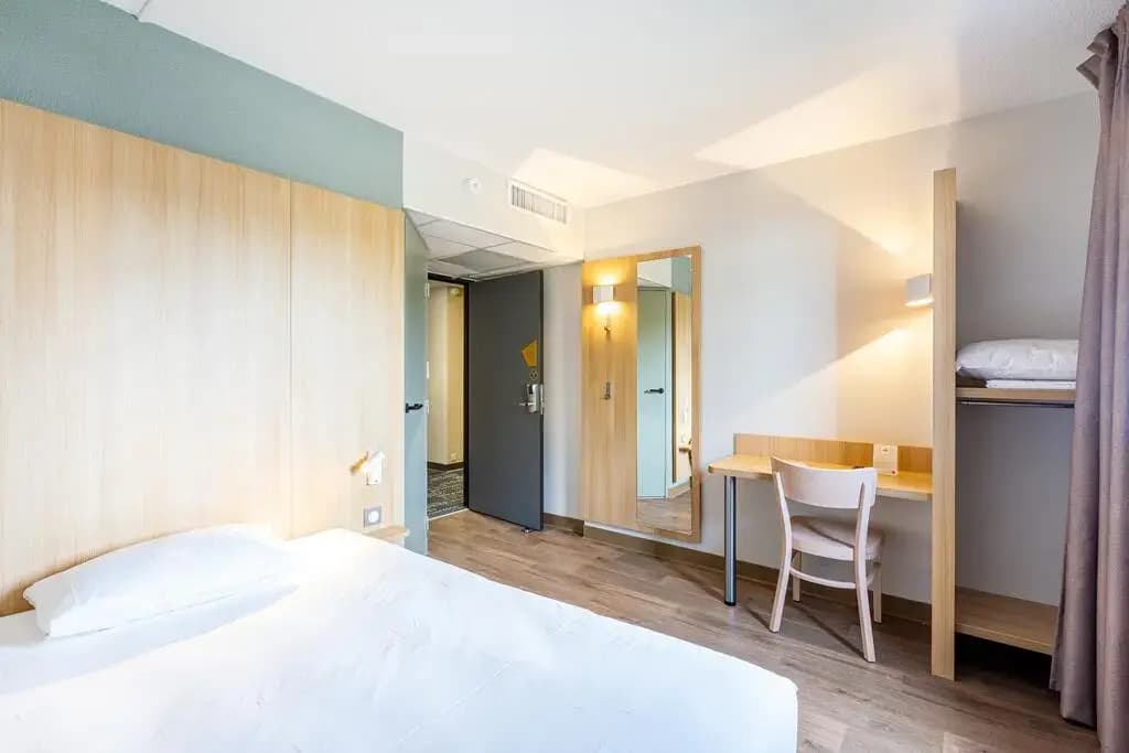 B&B HOTEL ANGERS Parc Expos - Photo 3