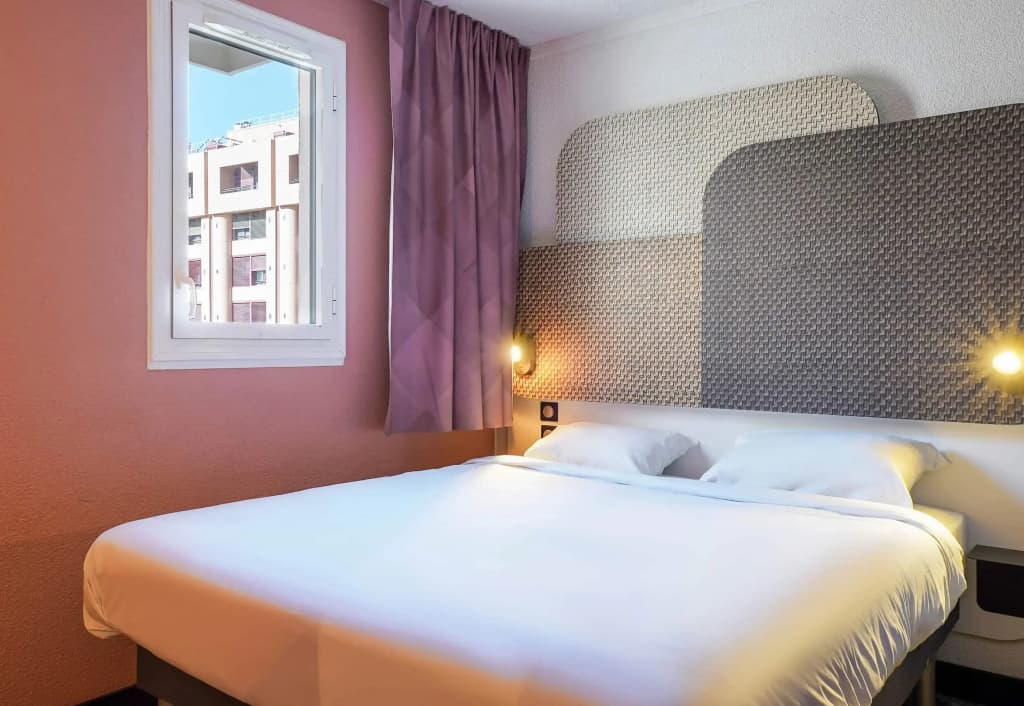 B&B HOTEL Marseille Parc Chanot - Photo 4