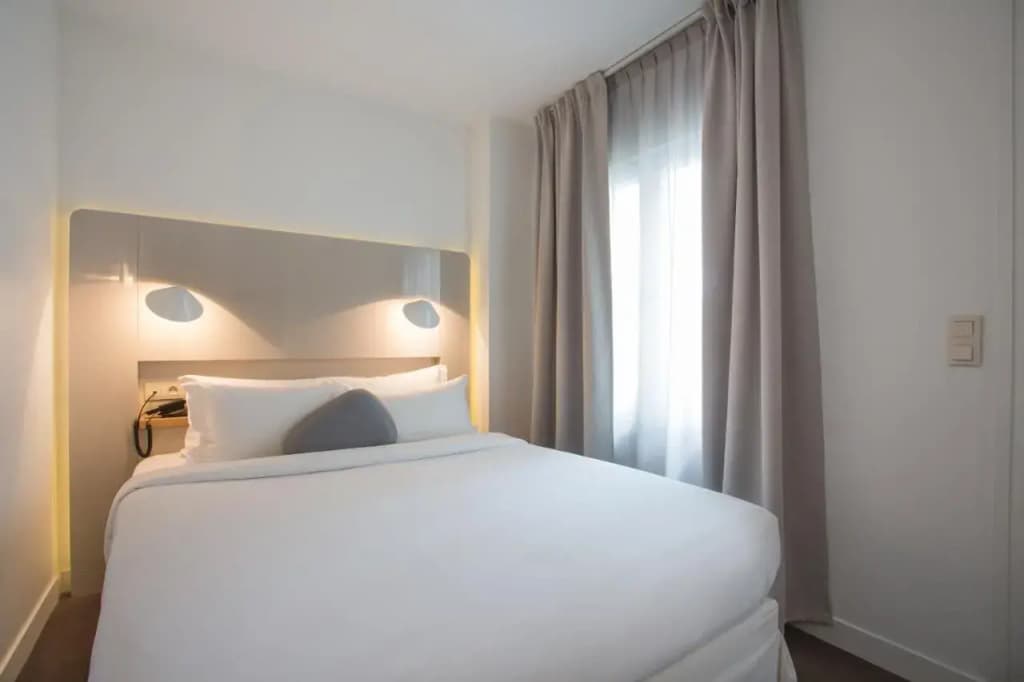 Hôtel Le Marcel - Paris Gare de l'Est - Photo 3