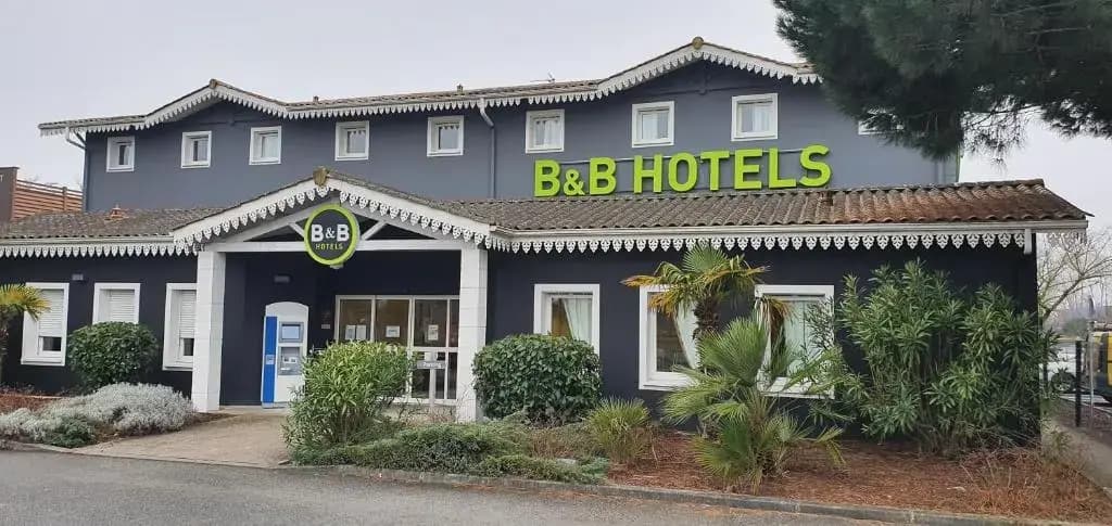 B&B HOTEL Bordeaux Mérignac Aéroport - Photo 1