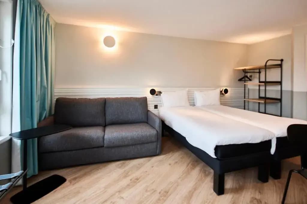 ibis Styles Poissy - Photo 5