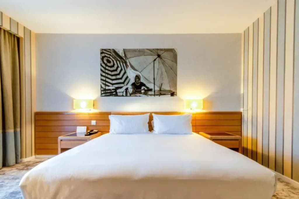 Holiday Inn Nice-Port St Laurent by IHG - Photo 3