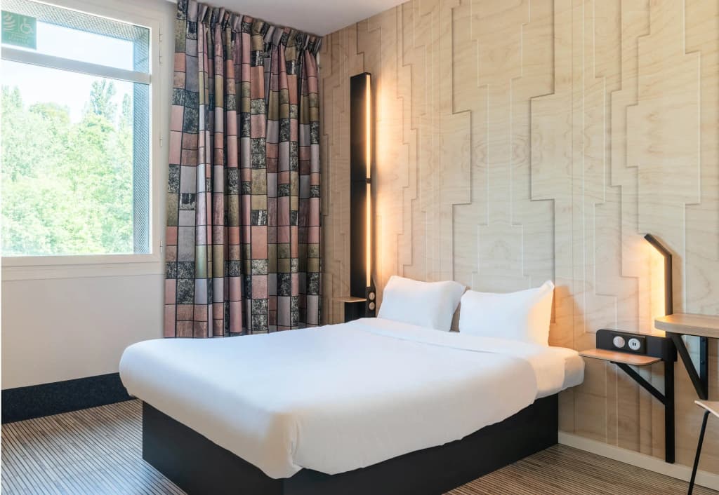 B&B HOTEL Lyon Ouest Tassin - Photo 5