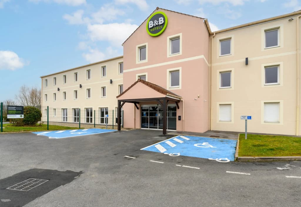 B&B Hotel Compiègne Thourotte - Photo 1
