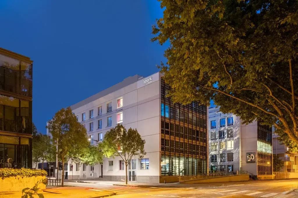 Spark by Hilton Lyon Ouest Hotel - Photo 1