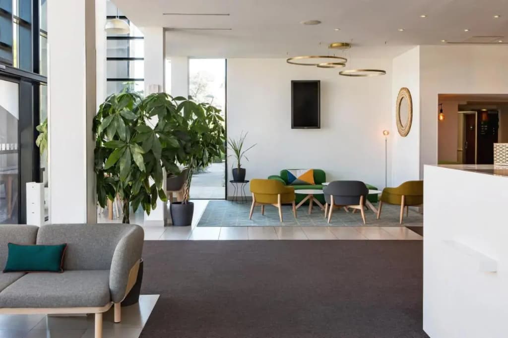 Holiday Inn Marseille Airport by IHG - Photo 2