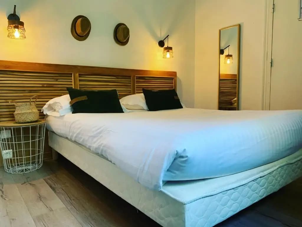 Hotel Alexandra - Photo 2