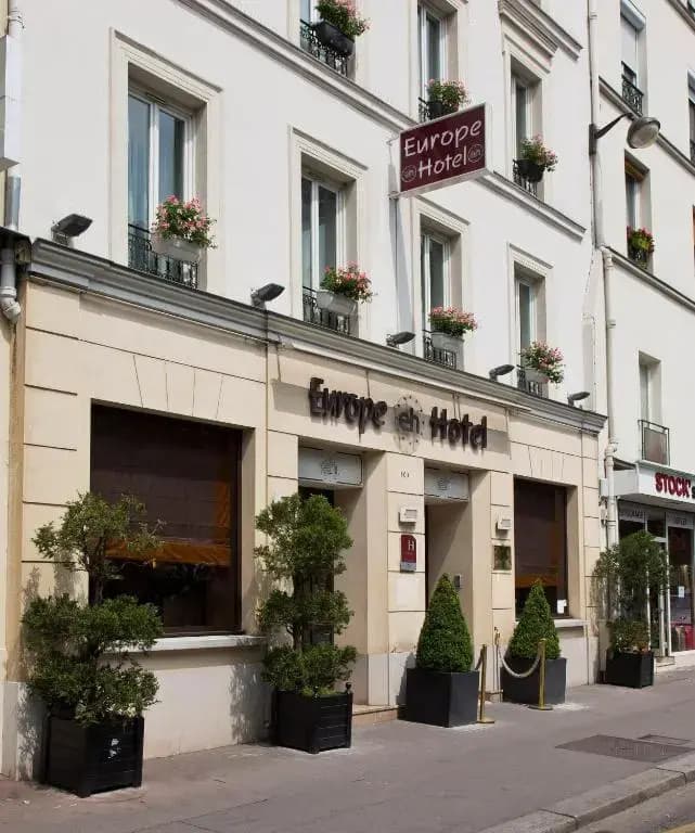 Europe Hotel Paris Eiffel - Photo 1