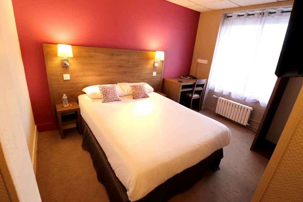 Hotel de la Gare Brest - Photo 2