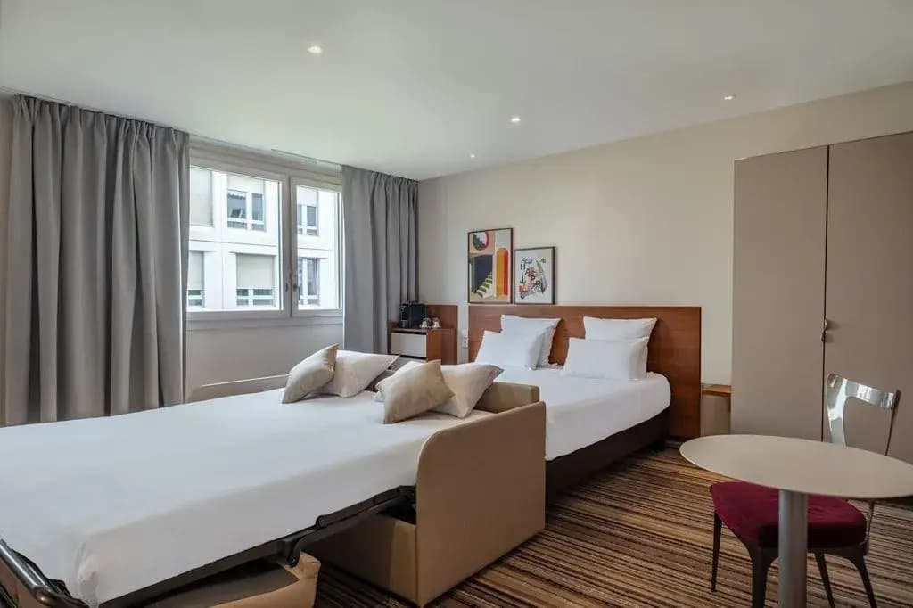 Spark by Hilton Lyon Ouest Hotel - Photo 5