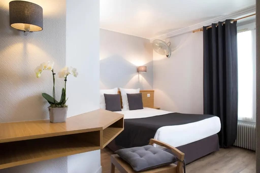A l'Hotel des Roys - Miniature 7