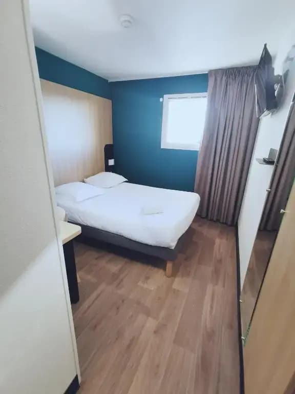 B&B HOTEL Bordeaux Mérignac Aéroport - Photo 2