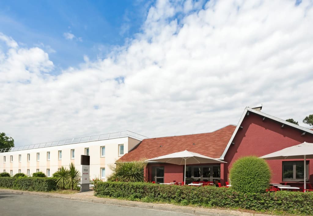B&B Hotel Bordeaux Mérignac Cadera Aéroport - Photo 1