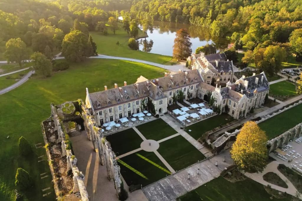 Abbaye des Vaux De Cernay, a Paris Society Collection hotel - Photo 1