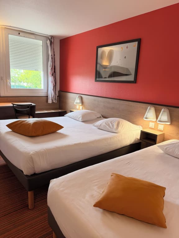 Hotel Goodwood - Photo 4