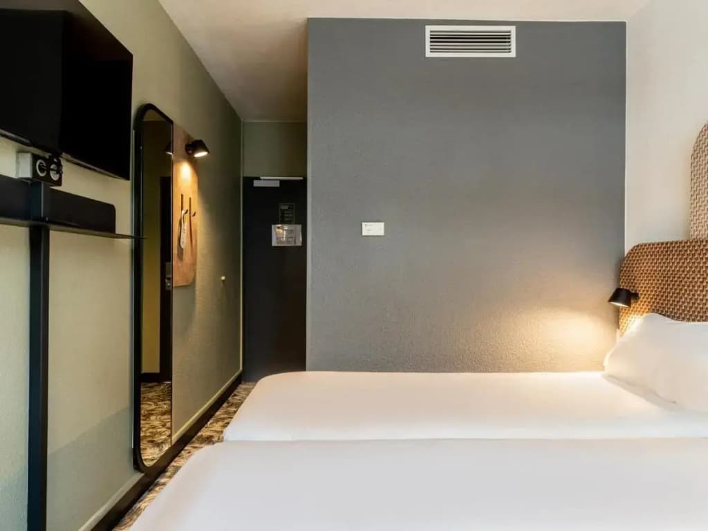 B&B HOTEL Marseille Prado Parc des expositions - Photo 4