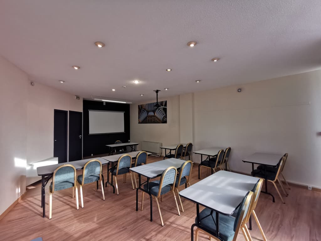 Ibis Styles Bordeaux Gare Saint Jean - Photo 3