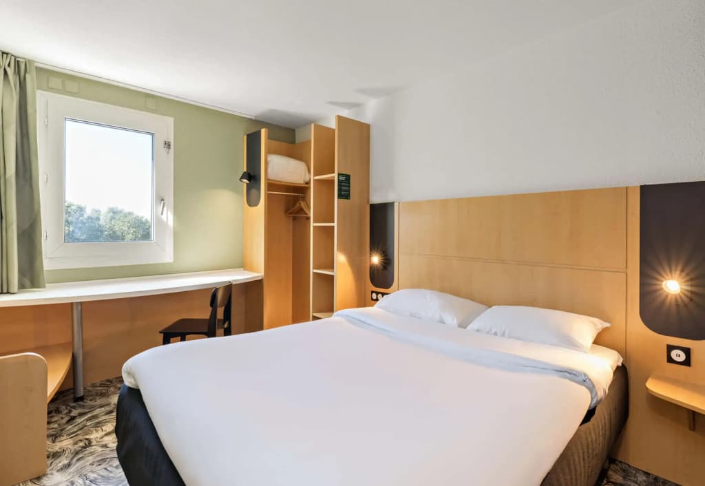 B&B HOTEL Rouen Centre Rive Droite - Miniature 8