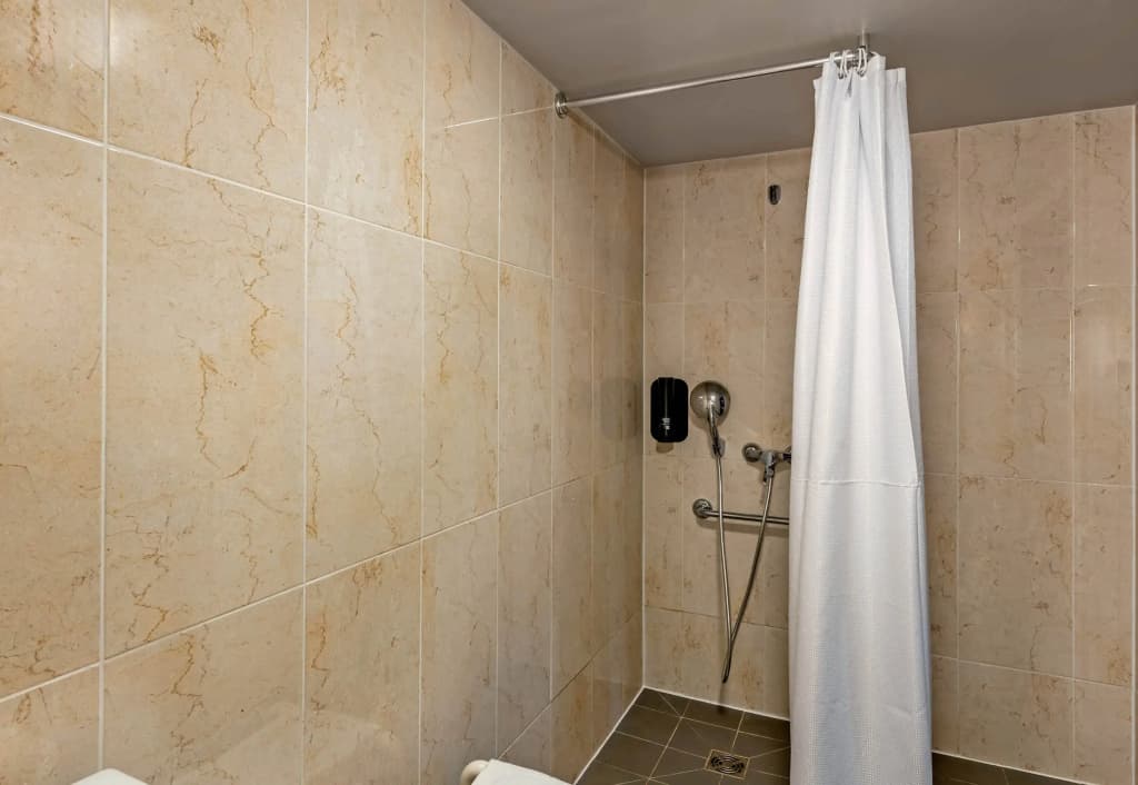 B&B HOTEL Quimper Nord Douarnenez - Miniature 8