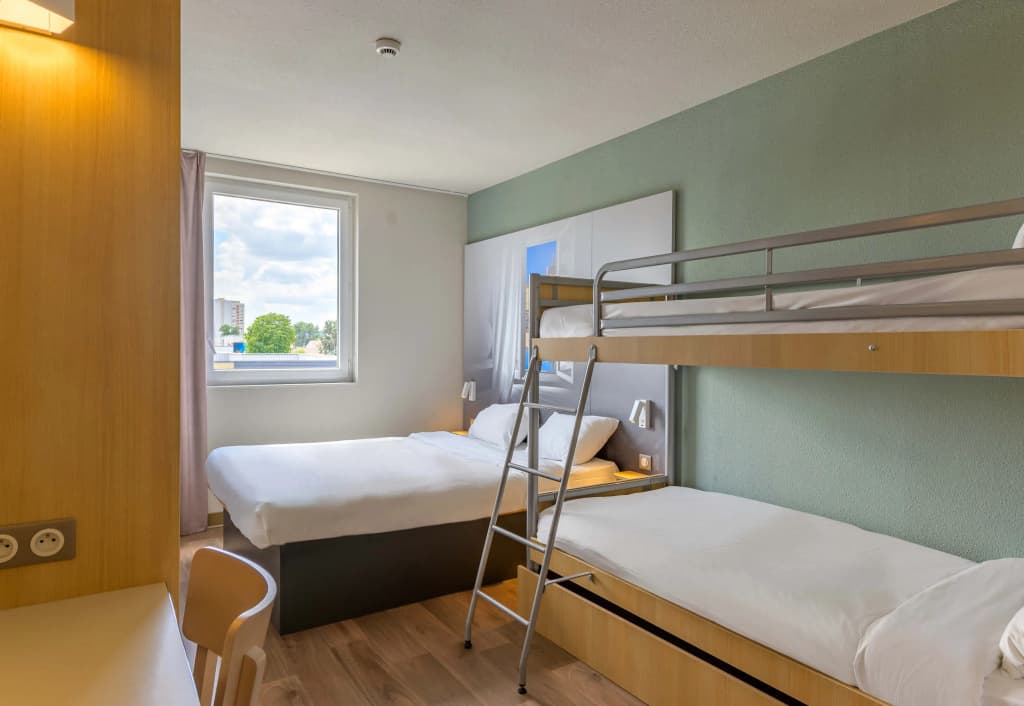 B&B Hotel Meaux - Miniature 7