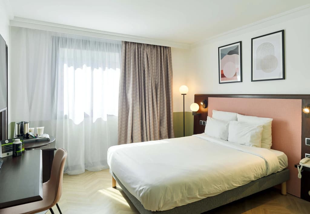 B&B HOTEL Saint-Quentin-en-Yvelines Centre Gare - Miniature 8