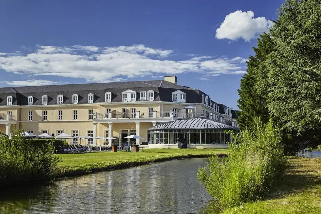 Mercure Chantilly - Photo 1