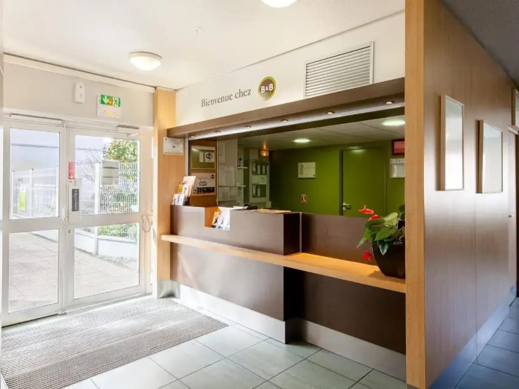 B&B HOTEL Orly Chevilly-Larue - Photo 2
