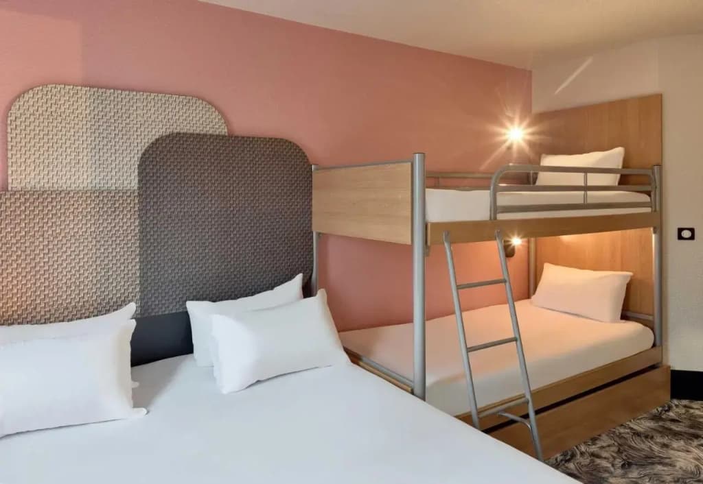 B&B HOTEL Noisy-le-Grand - Miniature 6