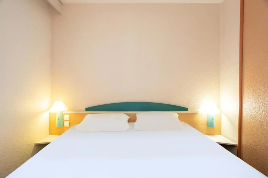 B&B HOTEL Arras Centre Les Places - Miniature 8