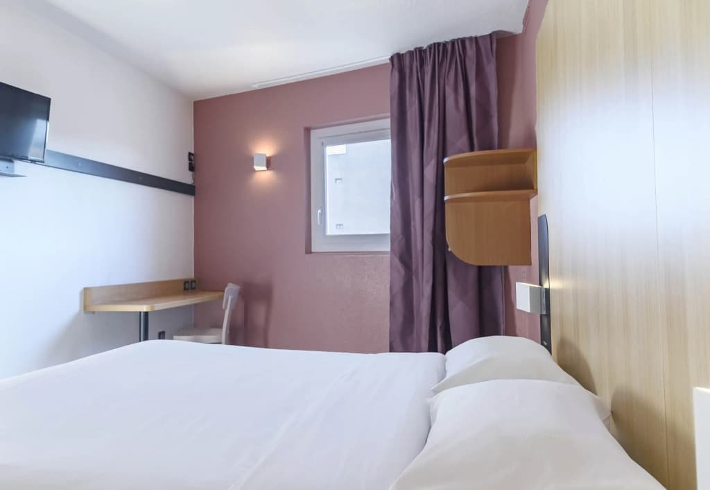 B&B Hotel Nimes Centre Arène - Photo 5