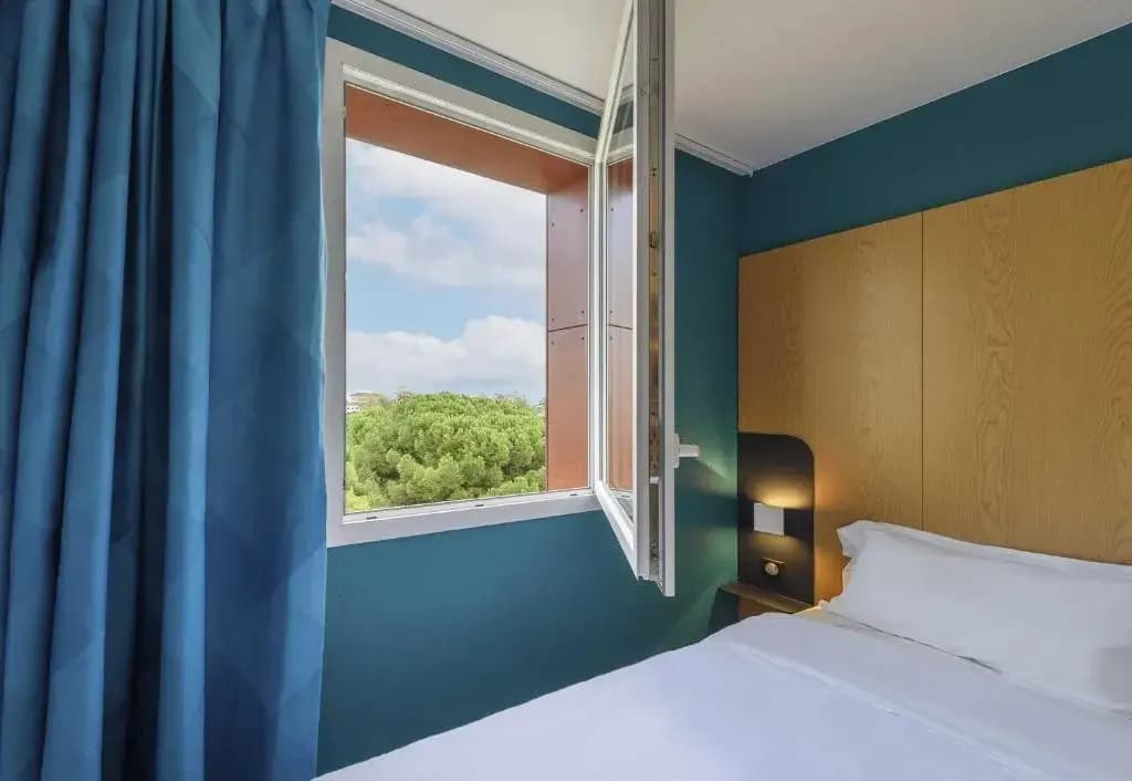 B&B HOTEL Toulouse Purpan Zénith - Miniature 8